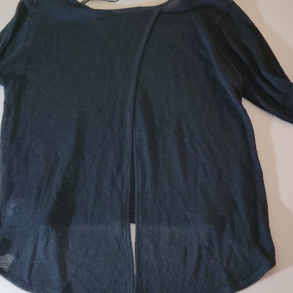 Split-Back Lightweight Sweater - Picture 5 of 7